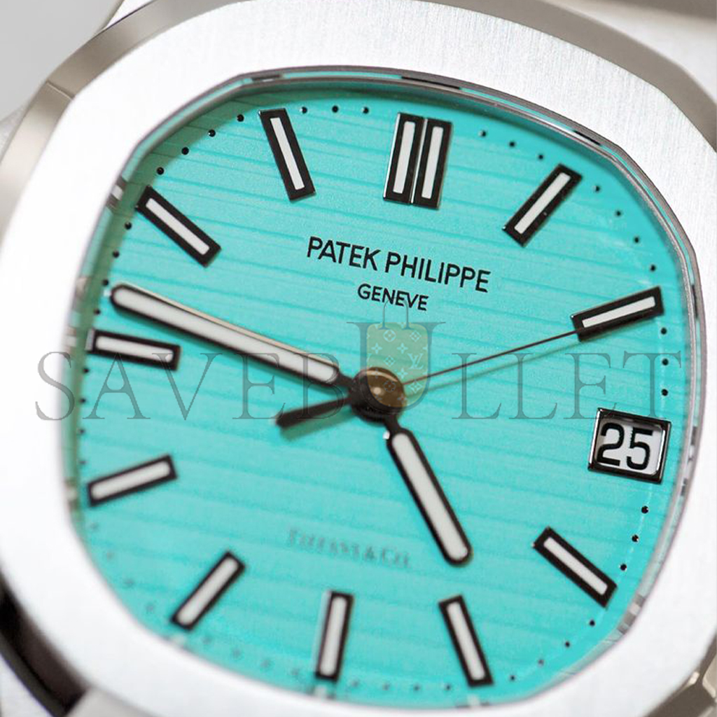 PATEK PHILIPPE NAUTILUS 40MM WATCH 5711/1A-018